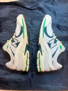 New Balance 2002R Athletic Shoe Grey Matter Green Alpine Lime Light Sz 12 Men’s